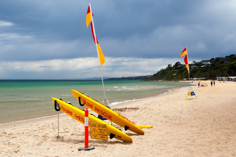 https://www.gowalkabouttravel.com/wp-content/uploads/2021/12/Australia-beach-Lifeguard-safety.jpg